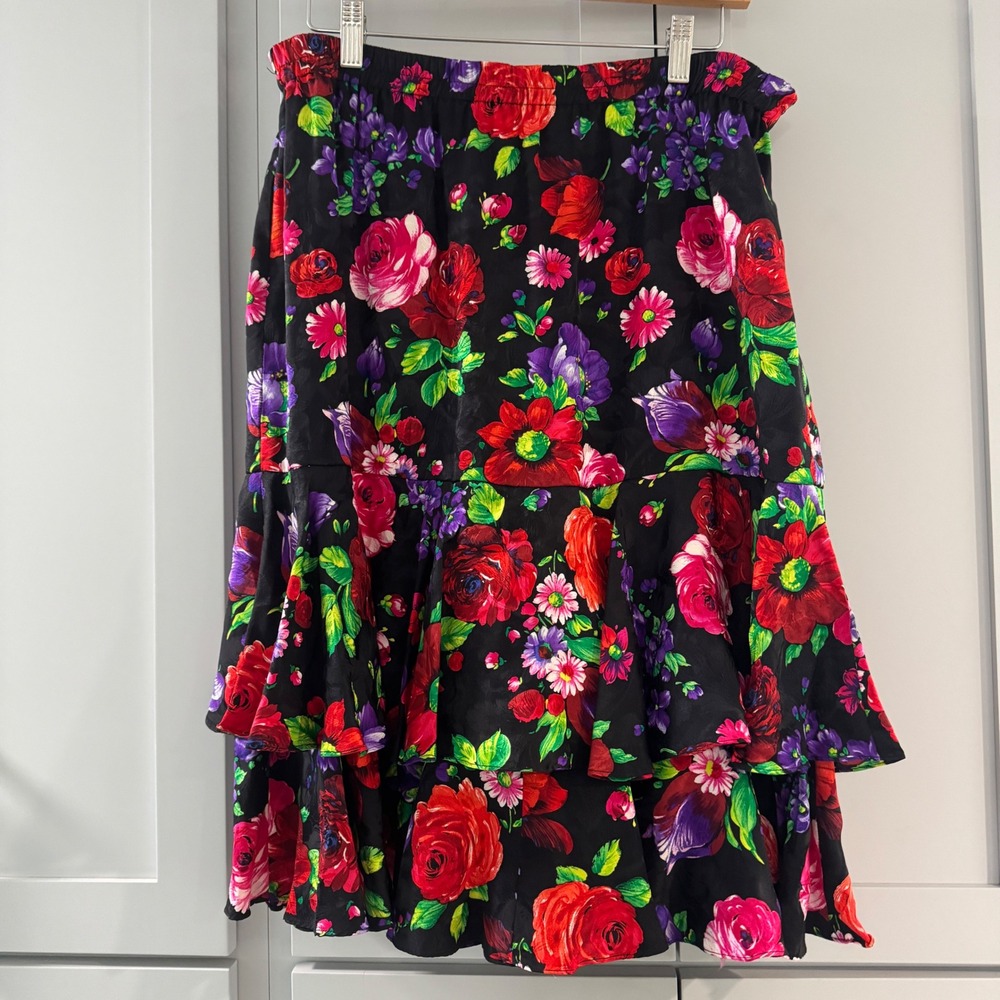 Oleg Cassini Vintage 100% Silk Floral Tiered Ruffle Skirt Black Red Purple Sz 10